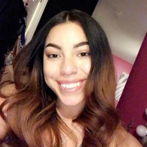 Meet your Posher, Marisa